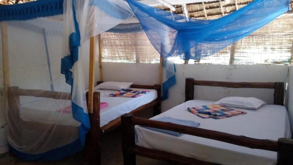 Room, 1 Bedroom, Balcony, Garden View | 1 bedroom, WiFi