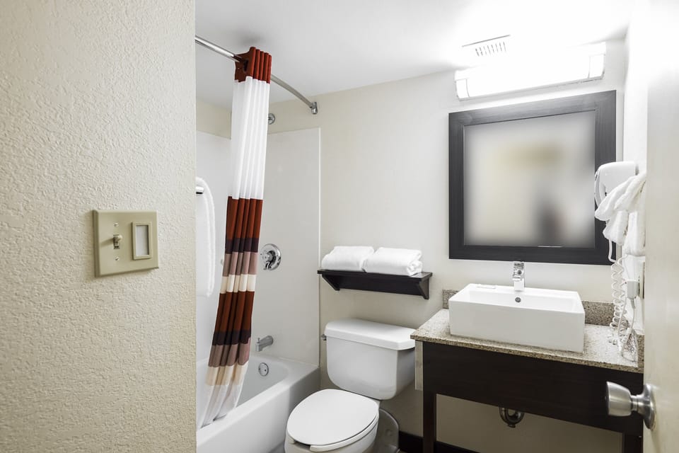 Free toiletries, hair dryer, towels