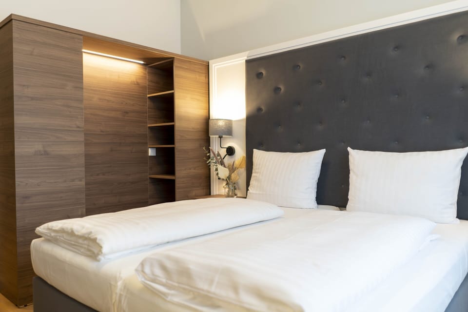 Standard Double Room | Desk, laptop workspace, soundproofing, free WiFi