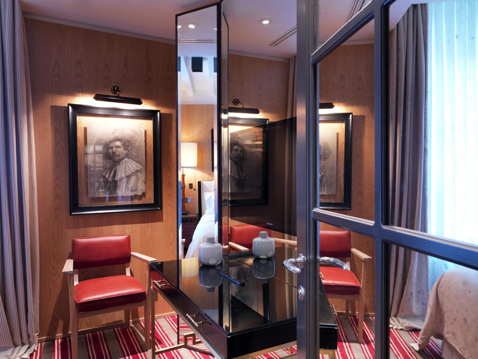 Premium bedding, pillowtop beds, minibar, in-room safe