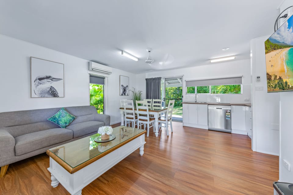 Shared fridge, microwave, stovetop, electric kettle