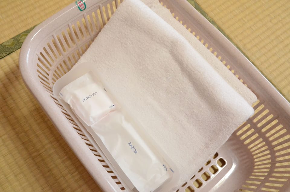 Japanese Room (Curfew 11pm, ages 7+ only)	 | Bathroom amenities | Separate tub and shower, free toiletries, hair dryer, slippers