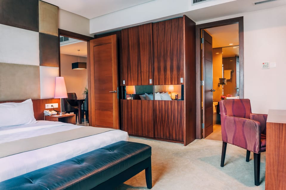 Suite | Premium bedding, minibar, in-room safe, desk