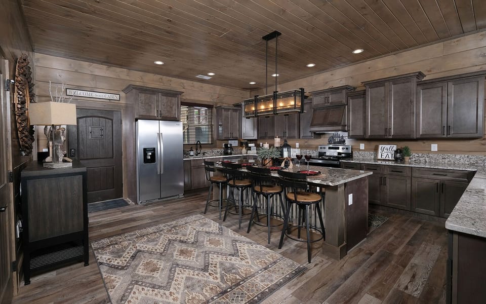 Luxurious Fully Equipped Kitchen