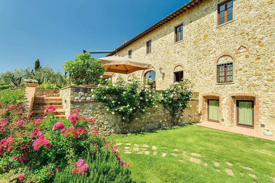 Plant, Flower, Building, Window, Property, Sky, Tree, Natural Landscape, Land Lot, House