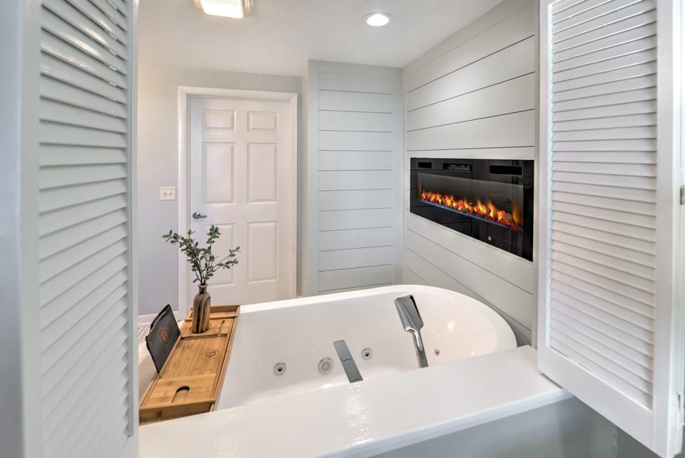 Relaxing jetted tub for a soothing soak