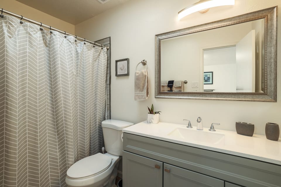 Half bath with spa quality shampoo, conditioner, and body wash provided.