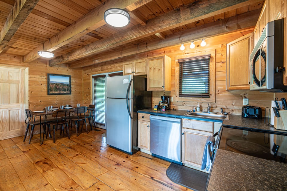 Fully stocked kitchen, ready for your family to enjoy meals together
