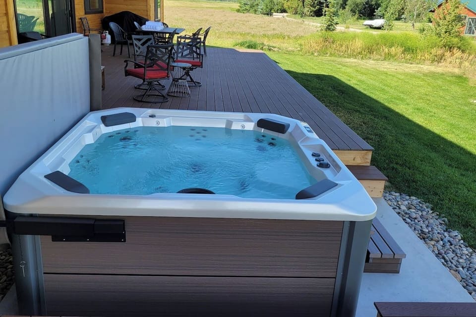 New hot tub 7/2021