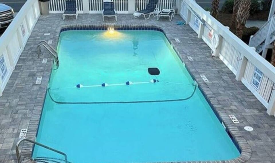 Beautiful, Large Outdoor Pool