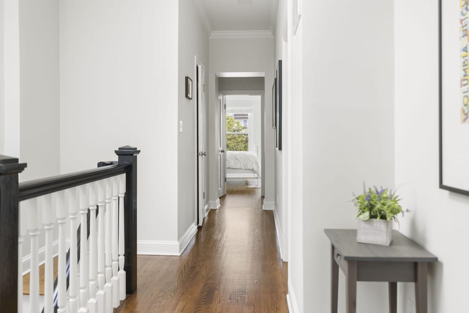 Hallway to all bedrooms 
