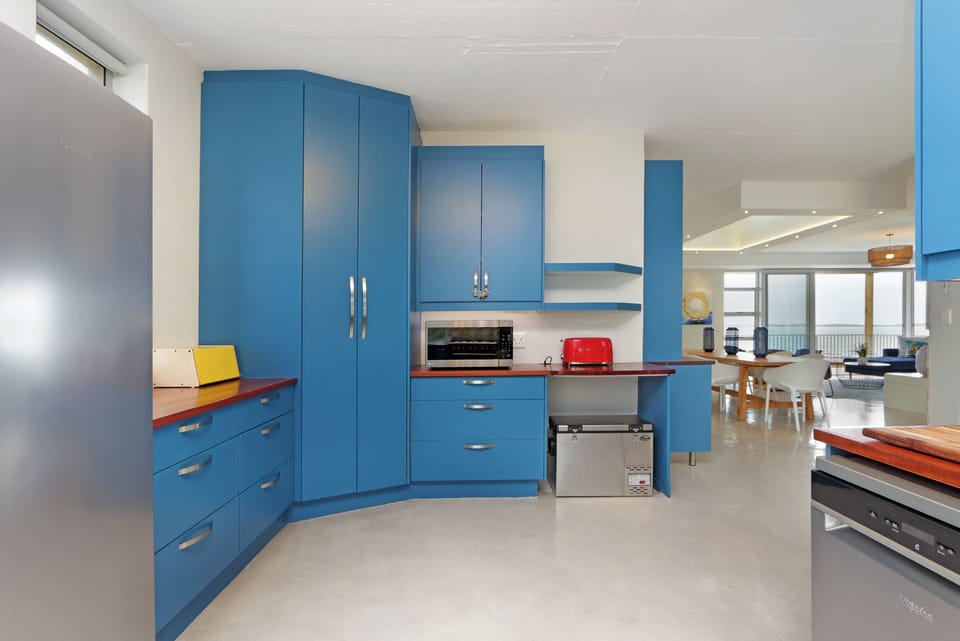 House (5 Bedrooms) | Interior