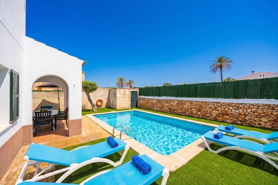 Private pool and terrace