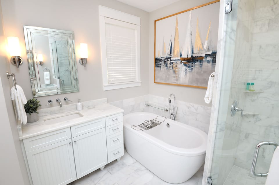 Upstairs Master bath