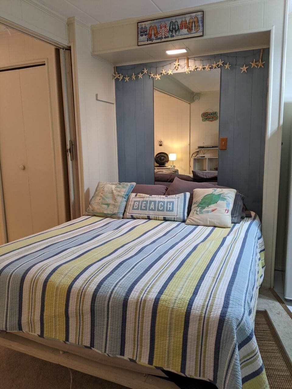 Pull down Murphy bed
