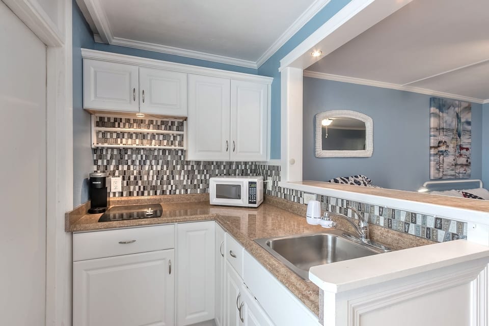 Kitchenette 