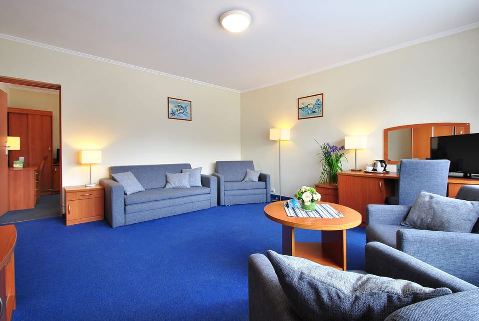 Studio | Living area | LCD TV
