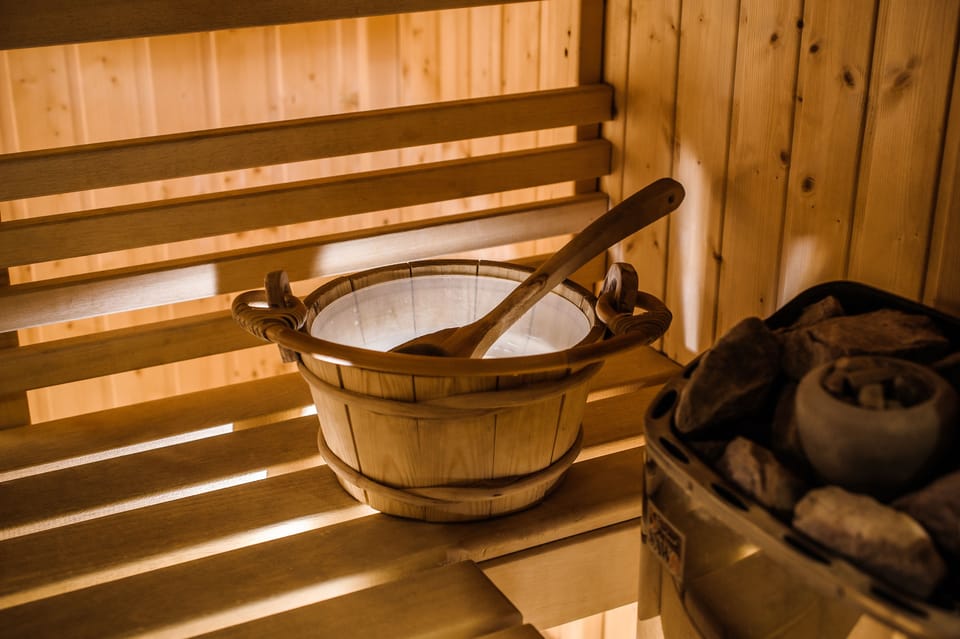 Sauna, Turkish bath, body treatments, hydrotherapy, hot stone massages