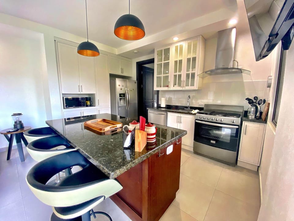 Fully equipped kitchen