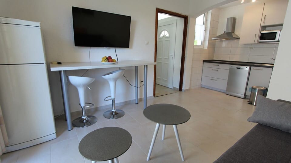 Kitchen and living room