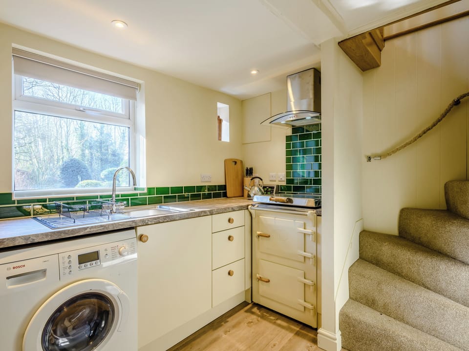 Kitchen | The Lodge - Swannington Manor, Swannington