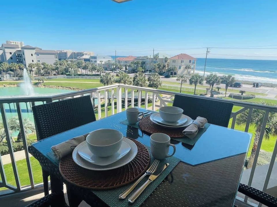 Breakfast with a view!