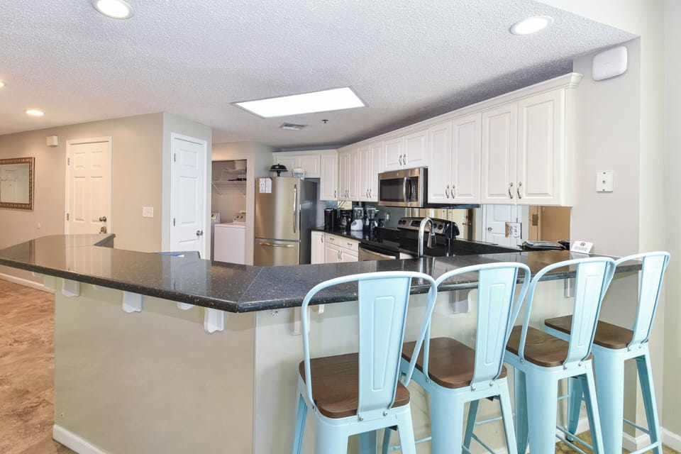 Sterling Sands 101- Breakfast Bar Area