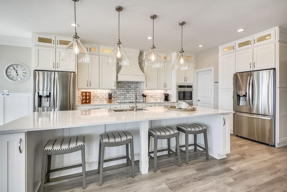  Plenty of counter space to make meal prep a breeze!