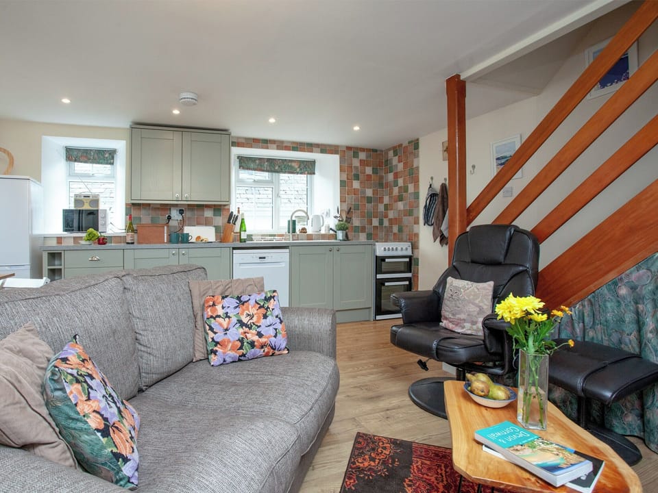 Open plan living space | Garden Cottage, Kingsbridge
