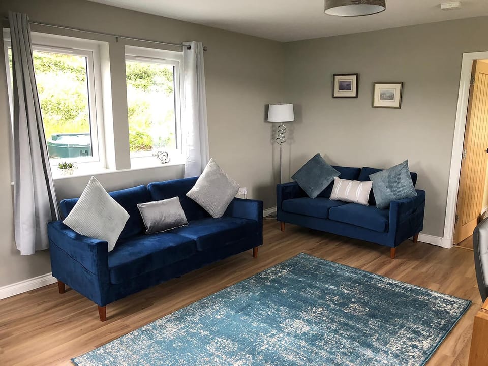 Living room/dining room | Caroy Bay Cottage - Caroy Cottages, Caroy