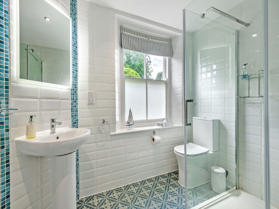 Bathroom | South Wing Cottage, Rumleigh