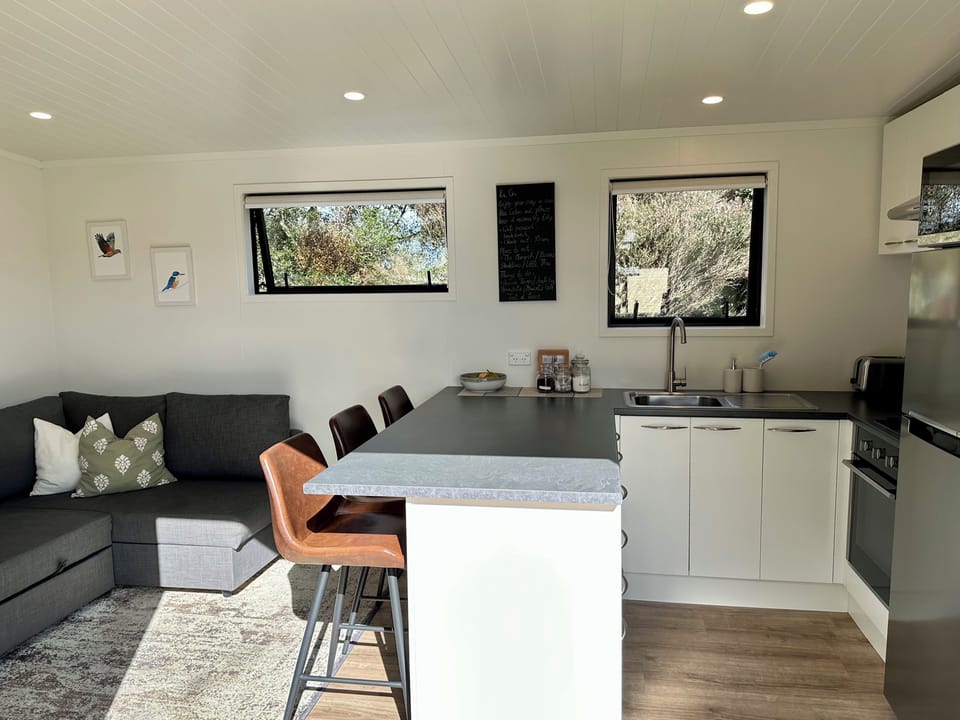 Lounge and kitchen