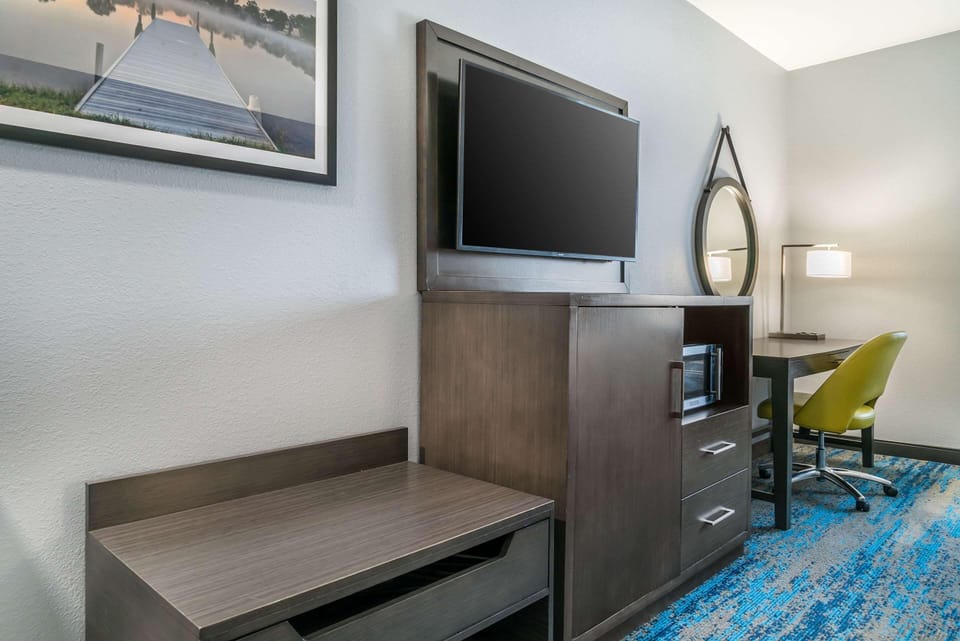 Room, 2 Queen Beds, Accessible, Non Smoking (Accessible Tub) | Desk, blackout drapes, iron/ironing board, free cribs/infant beds