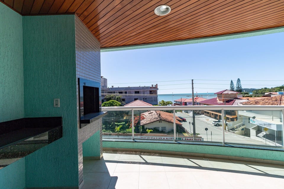 Traditional Apartment | Property grounds