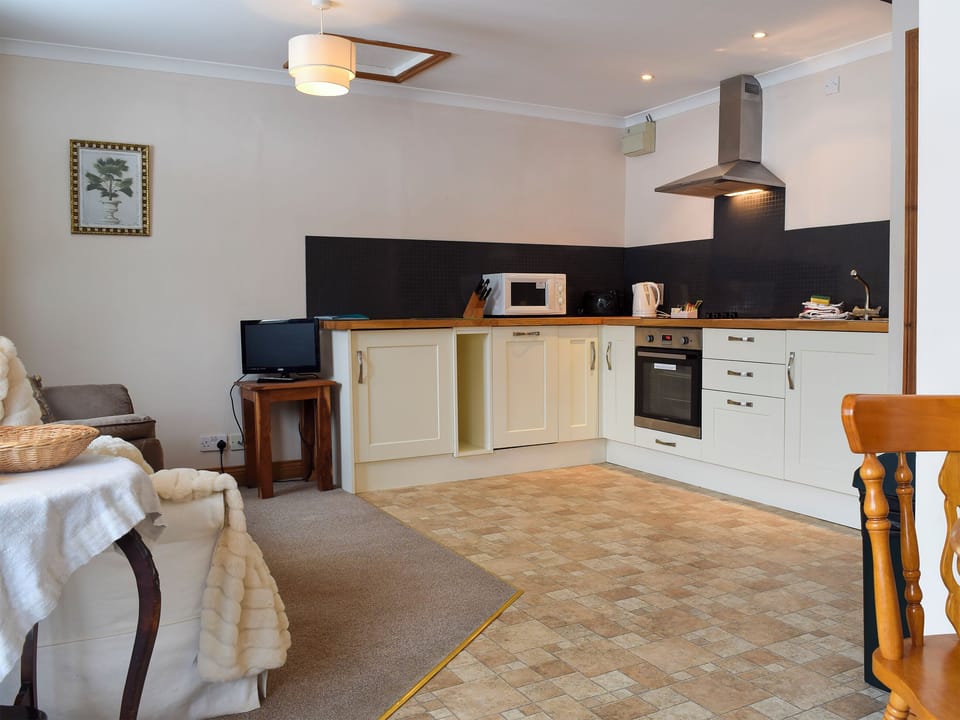 Open plan living space | Parsnip Place - Broccoli Bottom, Manton, near Oakham
