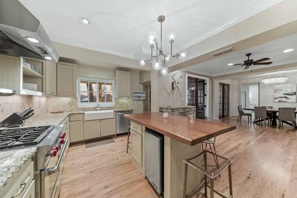 Chef's Kitchen