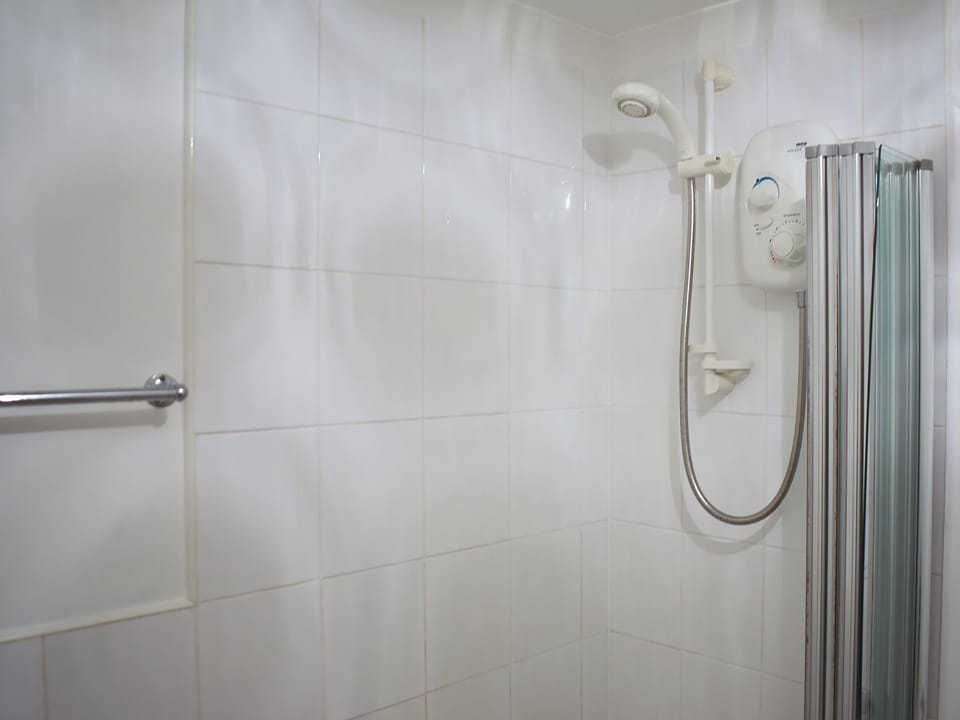 Bathroom | Eskin Den, Keswick