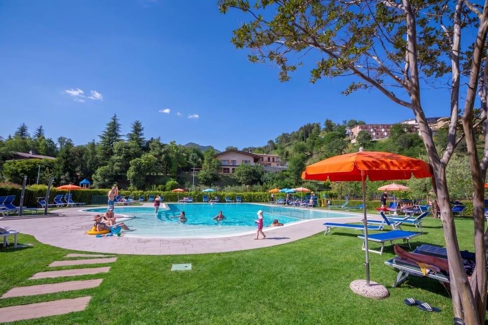 The swimming pool of the Hotel Pineta Campi is 200 meters away.
