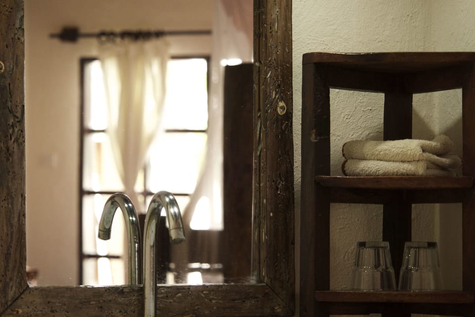 Villa, 4 Bedrooms, Non Smoking (Lisa) | Bathroom | Shower, free toiletries, towels
