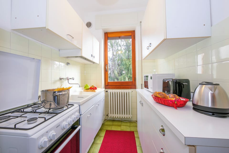 Family Villa, 3 Bedrooms, 2 Bathrooms, Mountainside (Villa La Verbanina Private Garden) | Private kitchen | Stovetop, electric kettle