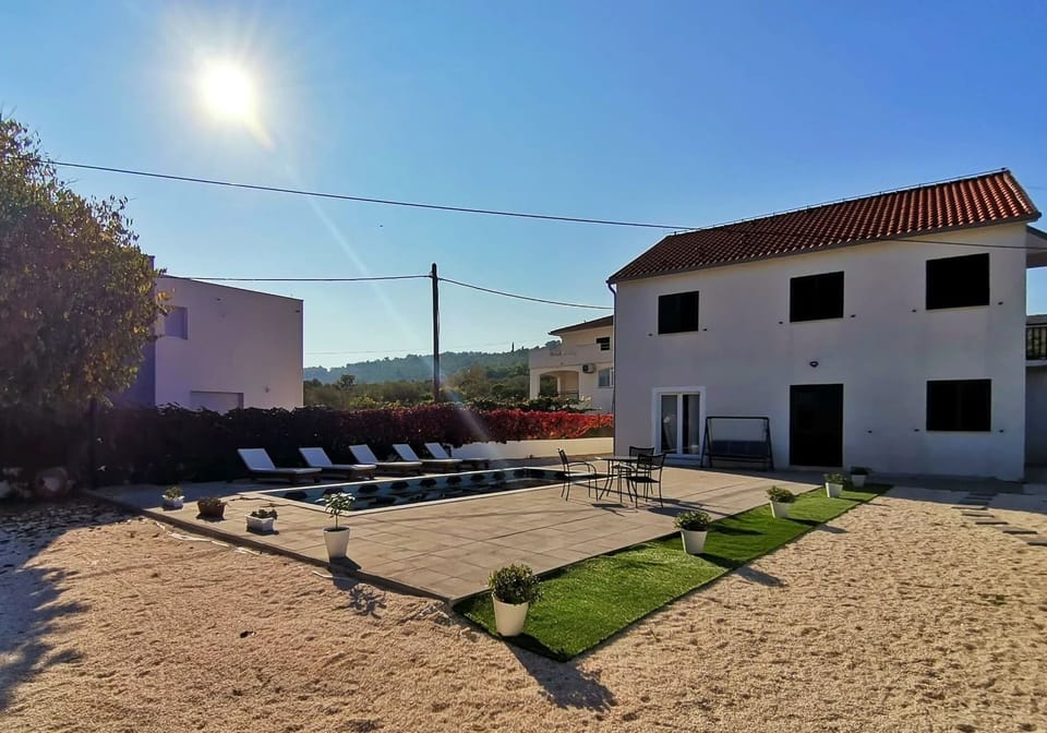 House | Property grounds