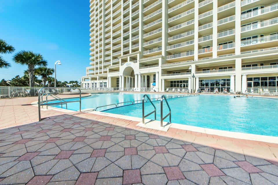 Large Pools at Ariel Dunes I