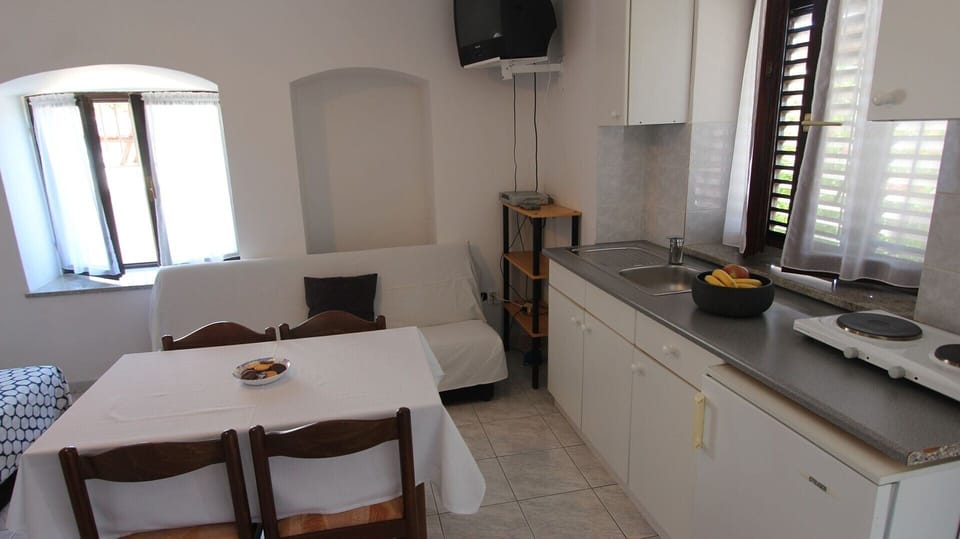 Kitchen and living room