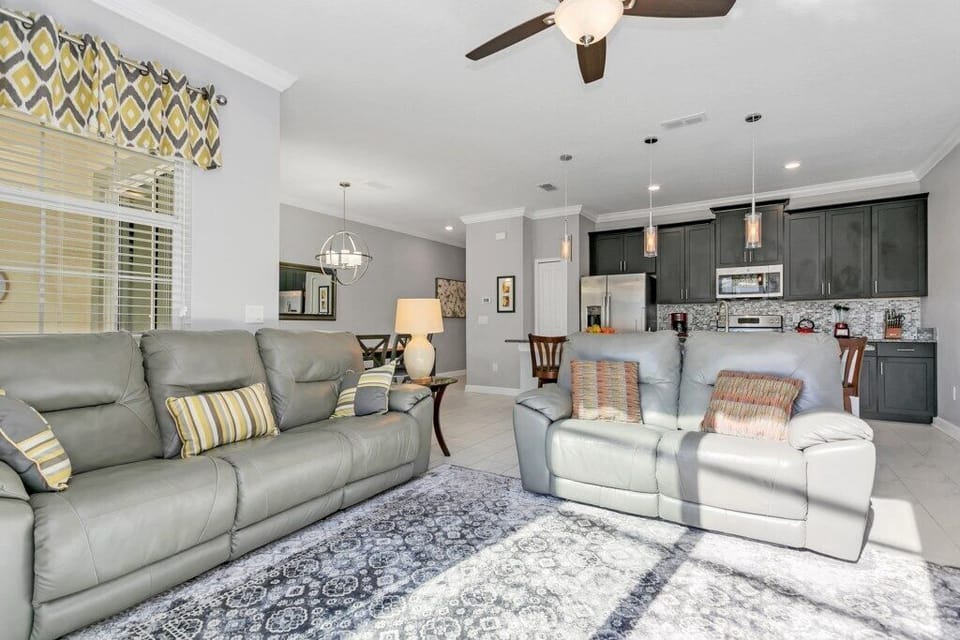 4886RomeoCir,StoreyLake_19