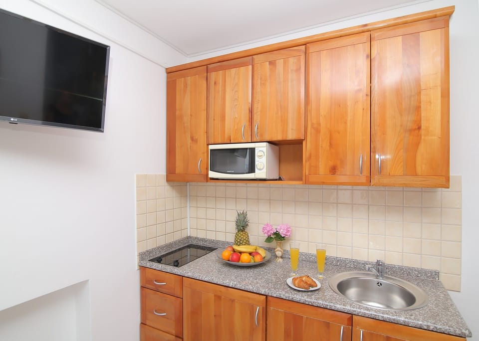 Kitchenette