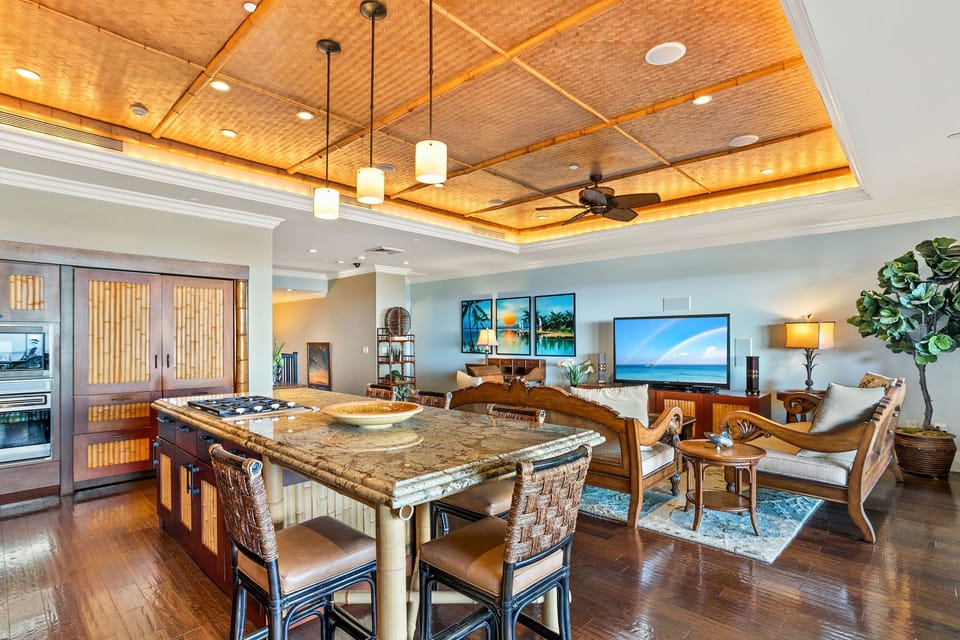 A feel of the tropics in the living area.