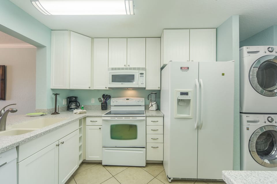 Madeira Norte 101 Kitchen