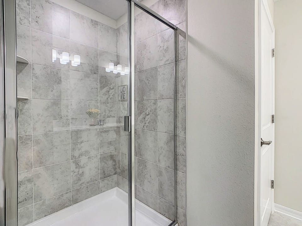 Comfortable Bathroom