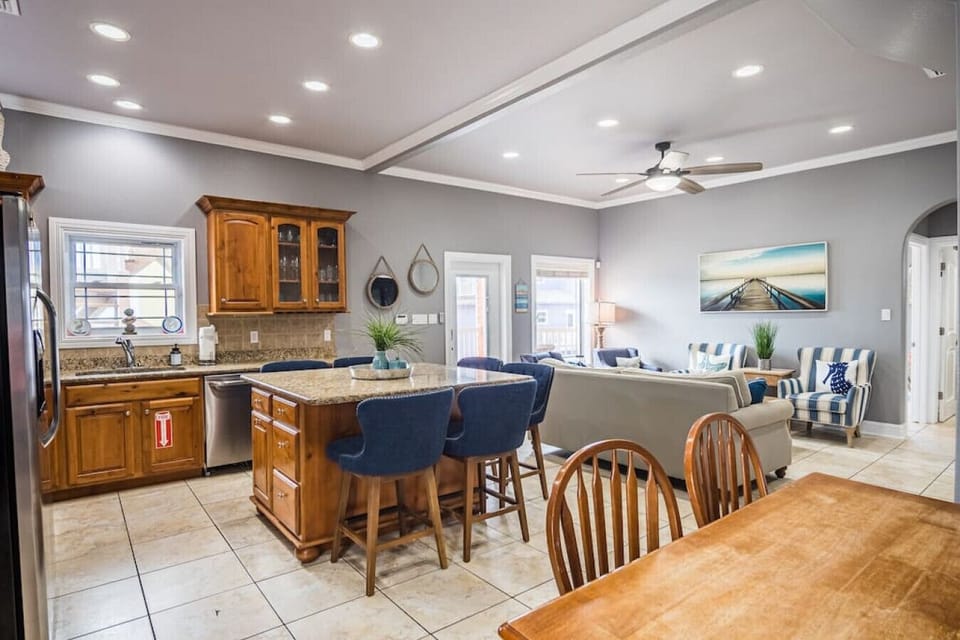 Upstairs - Dining Area 2