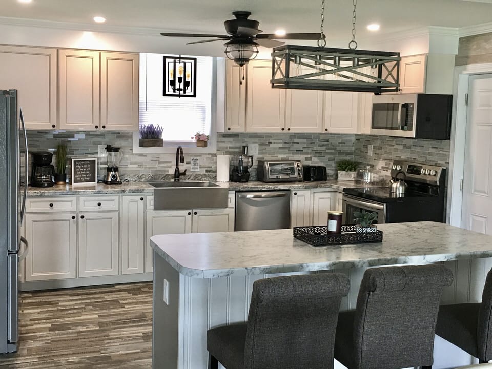 Fully equipped kitchen with deep farmers sink for a perfect family meal